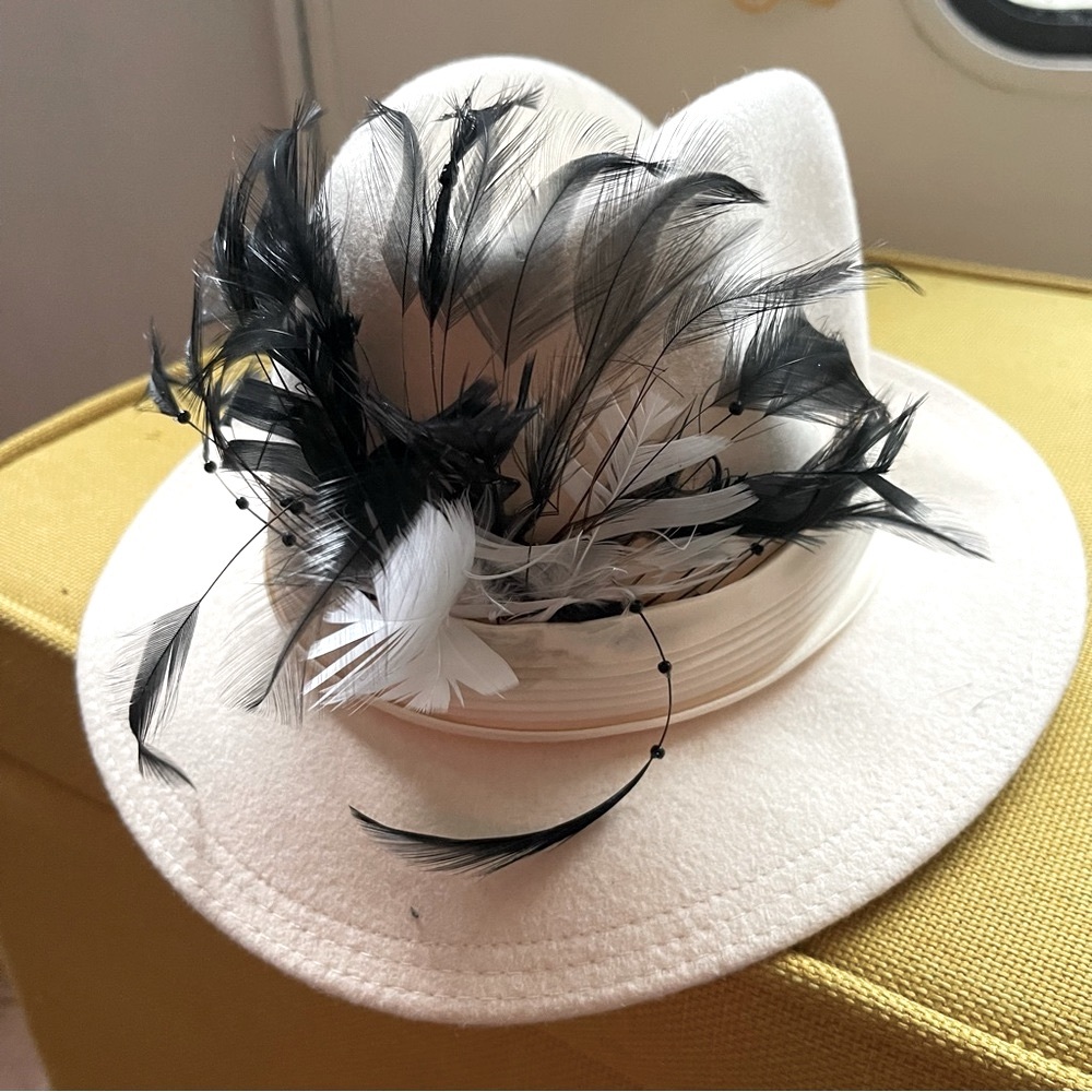 Vintage Ecru Wool Fedora Derby Hat with Black Feathers